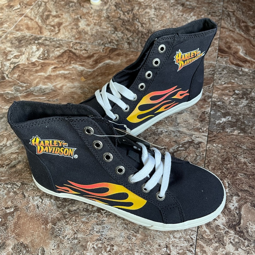 NEW! Harley-Davidson Flame High Top Sneaker NIB boys5/womens7